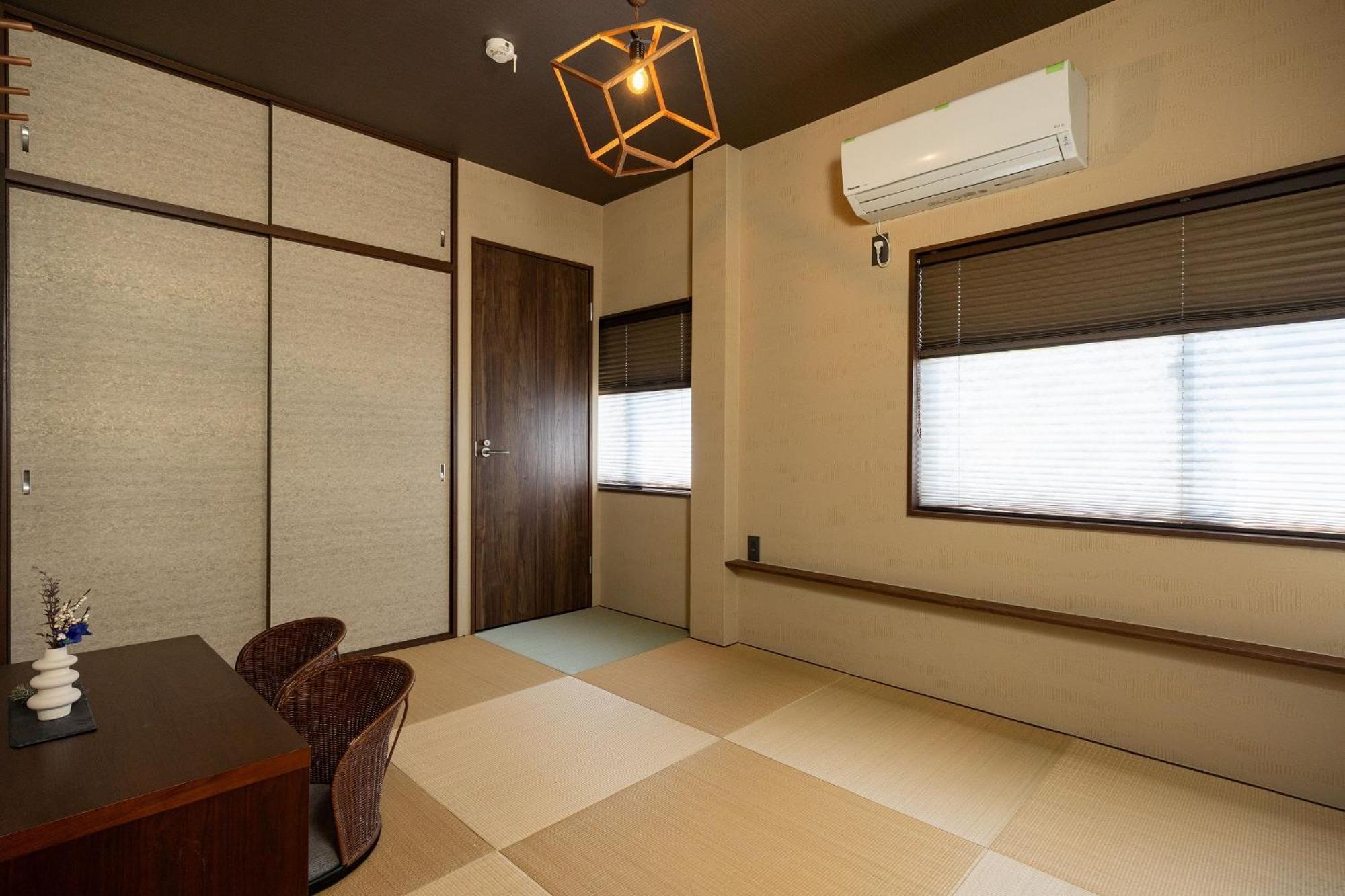 Villa Japavista Noble Osaka Esterno foto